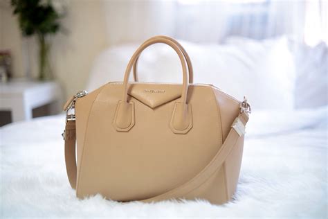 givenchy antigona medium beige